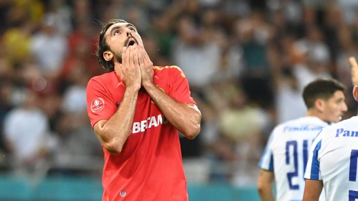 Comuniștii îl salvează pe Gigi Becali. Ce întorsătură ia transferul lui Andrea Compagno de la FCSB: ofertă din China pentru atacantul italian