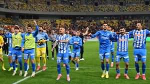 Mijlocaşul Universităţii Craiova a refuzat prelungirea contractului şi a plecat. Cu cine a semnat. EXCLUSIV