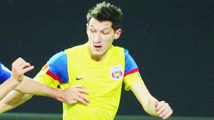 Cum a râs Cîrțu de Mihai Costea!