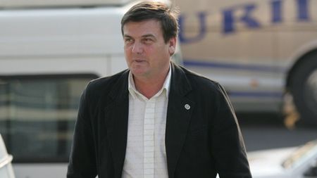 Condescu o dă la întors?** "Nu e exclus să-l susțin pe Sandu!"
