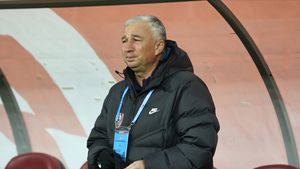 Iranienii sunt dispuși să facă o nebunie pentru a-l pune antrenor pe Dan Petrescu. Salariu de 1.500.000 de euro pe an pentru a pleca imediat de la CFR Cluj