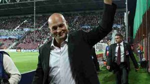 Cine-i șeful în oraș?** UMILITOR/ Paszkany, gonit de la "U" pe motiv că e de etnie maghiară!