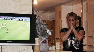 ProSport a urmărit meciul de pe "Olimpico" alături de Silvia Cîrțu: **"Lui Sorin îi stă bine și în costum!"