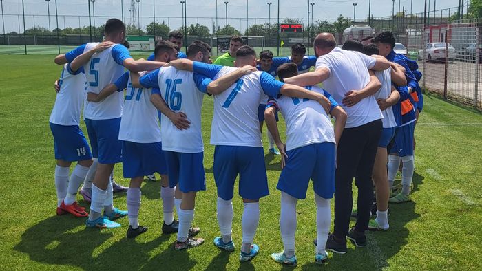 Echipa cu 10 jucători anchetați fiindcă au conturi la pariuri se retrage din Liga 3 și aruncă mănușa federației: ”Să se facă controale la toate echipele din Liga 3 dacă FRF este atât de corectă. Se desființează 80 la sută dintre cluburi. Suntem victime, am fost scoși țapi ispășitori”