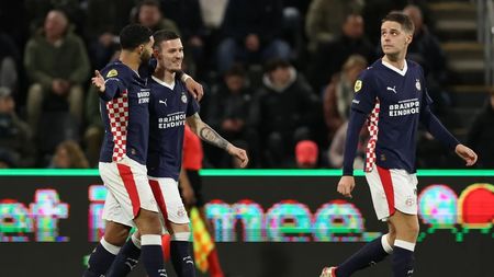 Dennis Man e tot mai aproape de transferul verii! Ce a făcut PSV ca să se asigure dacă-l vinde la Atalanta
