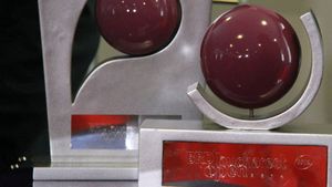 BRD Bucharest Open, tragerea la sorți | Derbi românesc din primul tur: Sorana Cîrstea - Ana Bogdan, rejucarea unui meci cu cântec. Dumitru Hărădău: "Cred că una dintre jucătoarele din România va avea o șansă importantă să câștige turneul". Irina Begu a analizat meciurile