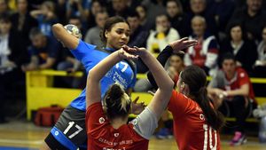 CSM București, prima echipă calificată în sferturile de finală ale Cupei României. Carmen Martin și Laura Moisă au revenit pe teren + Surpriza pentru partida cu Ferencvaros