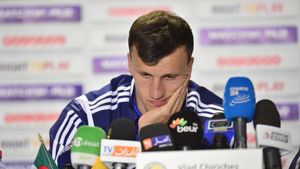 "A picat definitiv!" Decizie greu de înțeles luată de Tottenham în privința lui Chiricheș! Ce se întâmplă acum cu românul