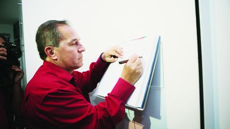 Lucian Bălan, fostul mare jucător al Stelei, din nou într-o situație grea: "Mi-e și jenă să vă spun ce am pățit"