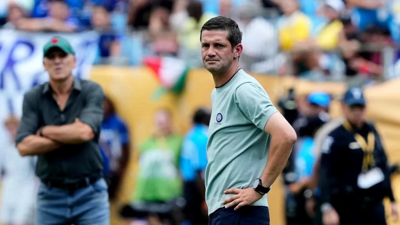 Cristi Chivu, desființat de fani după ce Inter a fost eliminată de la Campionatul Mondial al Cluburilor: „Nu e antrenor”