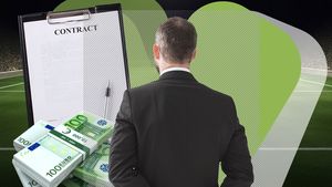 Scandal intern fără precedent la clubul din Superliga! Antrenorul e bănuit de şefii lui că i-a atacat public pentru a pune mâna pe banii din clauza de reziliere, o sumă cu adevărat amețitoare! EXCLUSIV