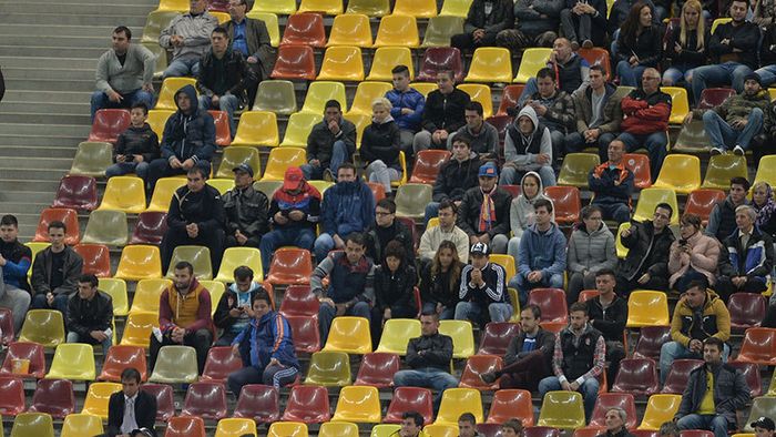 "Din peluze pline ați transformat totul în..." FOTO | Mesajul afișat de fanii Stelei la meciul cu CFR, pe un Național Arena aproape pustiu