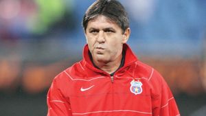 Argăseală: "Venind la Steaua, Lăcătuș a căpătat valoare"