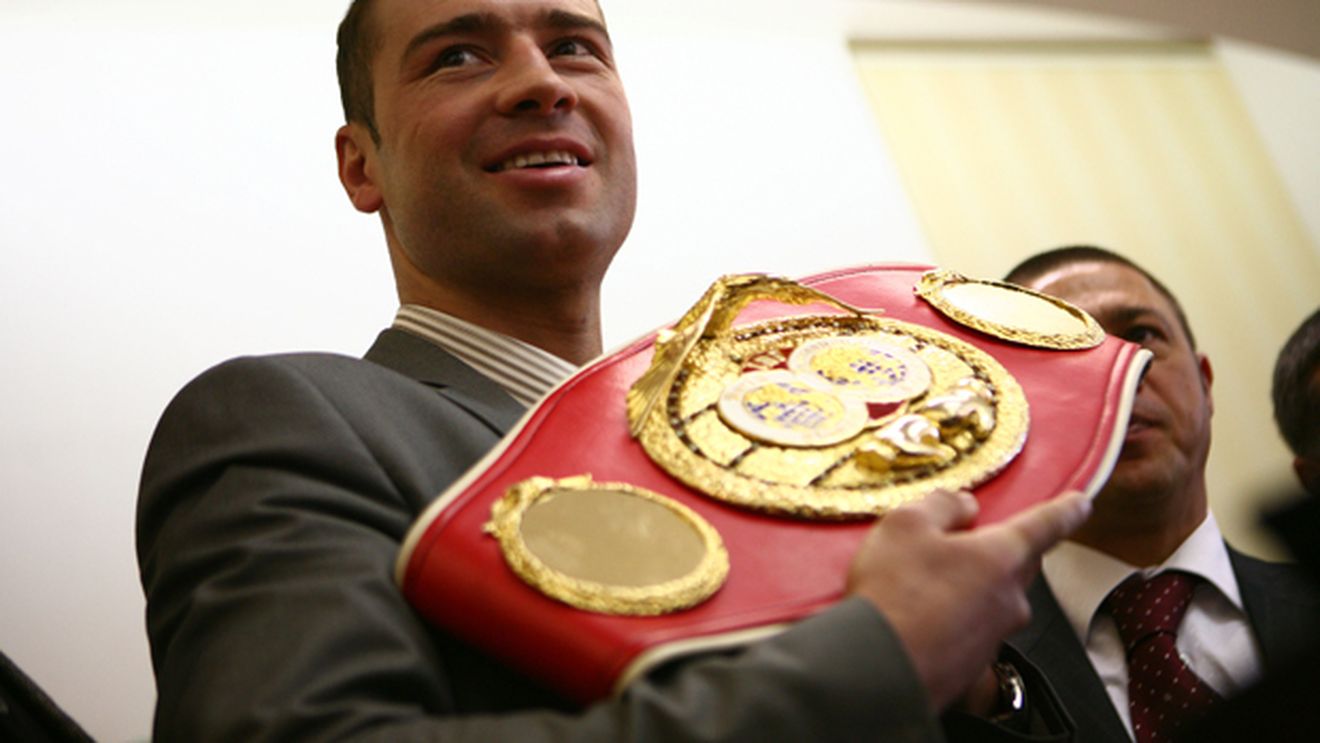 TVR se scuză** Vezi motivele pentru care nu a fost transmis meciul Bute-Brinkley!