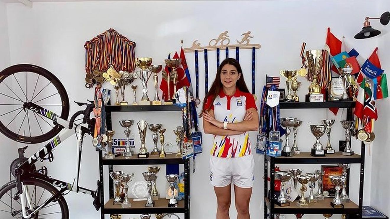 Povestea fabuloasă a Antoanelei Manac, un medic chirurg care iubește la nebunie sportul. De 6 ori campioană națională la triatlon. „De acolo mi-a venit motivația" | GALERIE FOTO