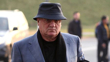 Fanii gălățeni nu-l mai vor nici ei pe Mitică!** L-au invitat la munca de jos pe șeful LPF: "Mitică la.."