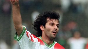 Kostadinov: "Slăbiciunea francezilor e aroganța"