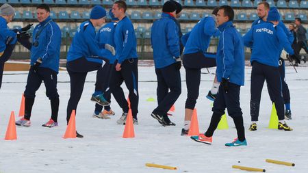 Edi Iordănescu, simpatizat de jucătorii de la Pandurii. Mihai Roman: "Noul antrenor e apropiat de vârsta noastră și avem o relație foarte bună"