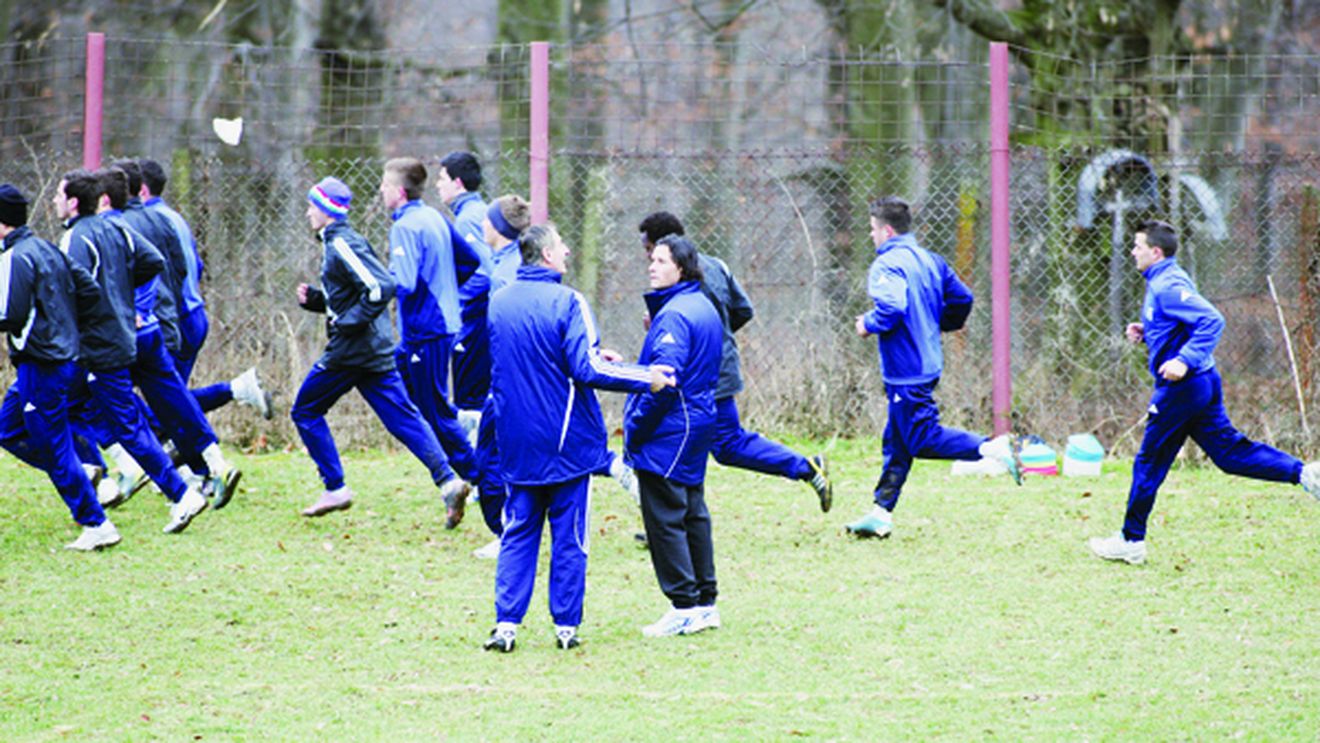 Craiova fără antrenor!**  Nicolo Napoli: "Încă nu am semnat contractul"