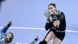 CSM București s-a calificat în sferturile de finală ale Ligii Campionilor, cu trei meciuri mai devreme de încheierea fazei grupelor! „Tigroaicele" au dat recital la Thuringer