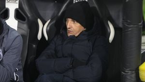 Răzvan Lucescu, dărâmat după ce PAOK a fost eliminată dramatic de Panathinaikos la penalty-uri și a ratat finala Cupei Greciei: „E greu de suportat atâta amărăciune!”