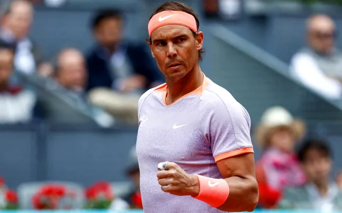 Rafael Nadal l-a distrus pe noul star al tenisului la turneul de la Madrid. De ce prezența „Matadorului” la Roland Garros e incertă