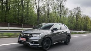 Test drive Honda HR-V 1.5 i-VTEC - Cel mai puternic motor oferit vreodată pe micul SUV japonez. Aspectul sportiv este bonus