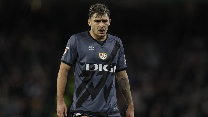 Mirel Rădoi l-a descoperit pe Andrei Rațiu şi acum fotbalistul e dorit pentru un transfer de Barcelona şi de Real Madrid