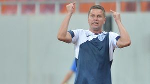 "Voi deplasa 20 de jucători la război." Mesajul motivațional al lui Flavius Stoican înaintea meciului Astra - Poli Iași. Condițiile în care antrenorul e dispus să demisioneze
