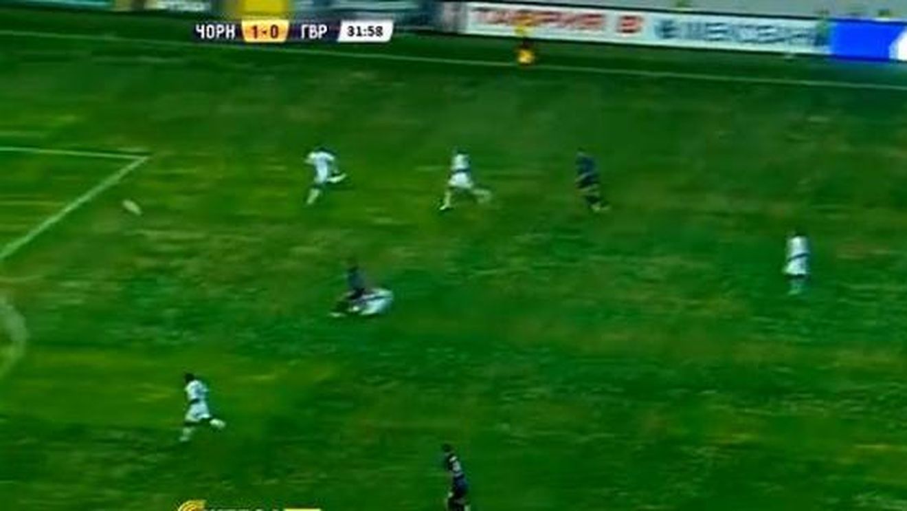VIDEO Autogolul care va anula orice folha seca a lui Messi sau Ronaldo!** Antrenorul a turbat: "Bă, ești cretin?" Lucescu îl vrea și el în teren