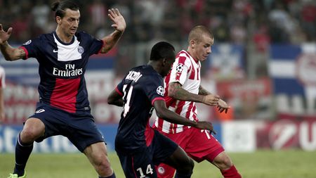 OFICIAL - Autorul celui mai frumos gol din actuala ediție a Ligii Campionilor pleacă din Europa, la numai 24 de ani