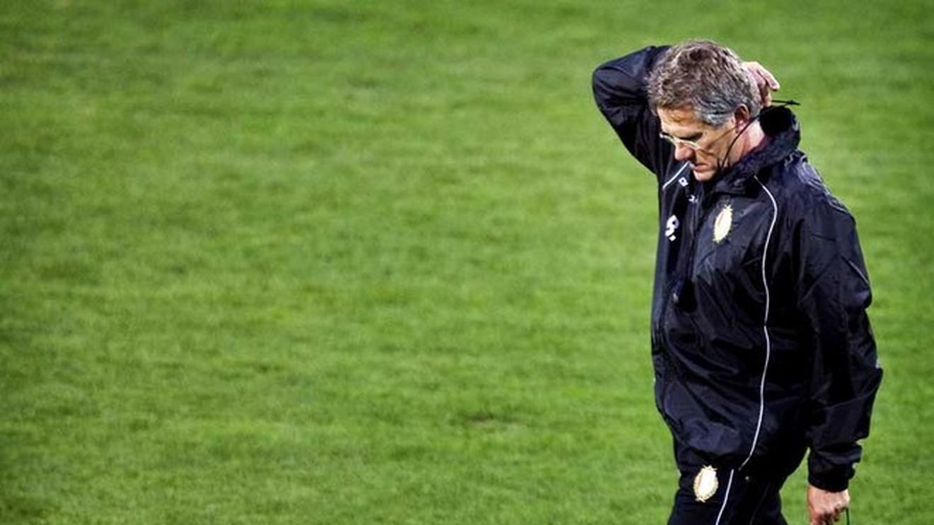 Standard, la 18 puncte de liderul Anderlecht!** Boloni a răbufnit: "Lăsați-mă în pace!"