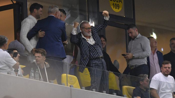 „Am zis să fac o fiță”. Cum a comentat Gigi Becali apariția spectaculoasă de la FCSB - Aberdeen