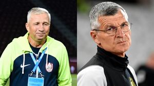 Derby-ul Clujului. Petrescu e îngrijorat: "Era mai bine să se amâne acest meci". Sabău nu cade în plasa "Bursucului": "Au un lot pregătit. Trebuie să fim bărbați"