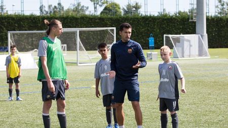 Belo și Vlădoiu aleg un prim "11" pentru FC Barcelona. Sezonul doi al campaniei de descoperire a talentelor din România a început

