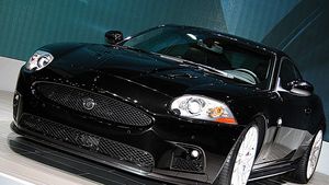 Fascinantul Jaguar XF