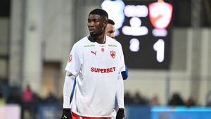 Anunț despre înlocuitorul lui Kennedy Boateng pe care Dinamo îl vrea din Superliga: „I-am făcut ofertă”