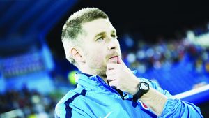 5 transferuri la Steaua! ANALIZA lui Edi: **"Suntem acoperiți, dar dezechilibrați"