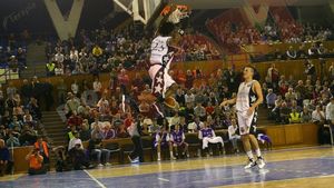 Instr"U"cție!** "U" Mobitelco - BC Timișoara 97-52