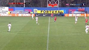 Imagini ca de la „județ” la FCSB - Sepsi Sfântu Gheorghe: „E tare ciudat!” Liderul din Liga 1, trimis la Mogoșoaia, după ce Arena Națională a fost închisă | FOTO