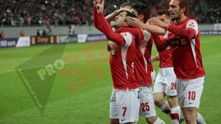 Gigi Becali i-a felicitat pe "câini" după victoria cu Gaz Metan!** "Este anul lui Dinamo!" Fostul stelist Cosmin Matei, debutantul PERFECT