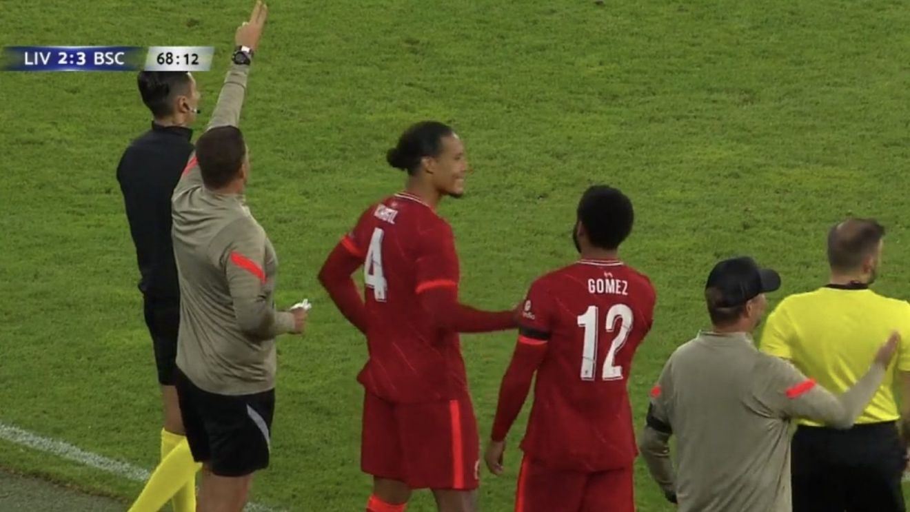 Virgil van Dijk a revenit după aproape un an în tricoul lui Liverpool și anunță: „Fără ei nu aș fi aici!” | VIDEO