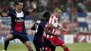 OFICIAL - Autorul celui mai frumos gol din actuala ediție a Ligii Campionilor pleacă din Europa, la numai 24 de ani