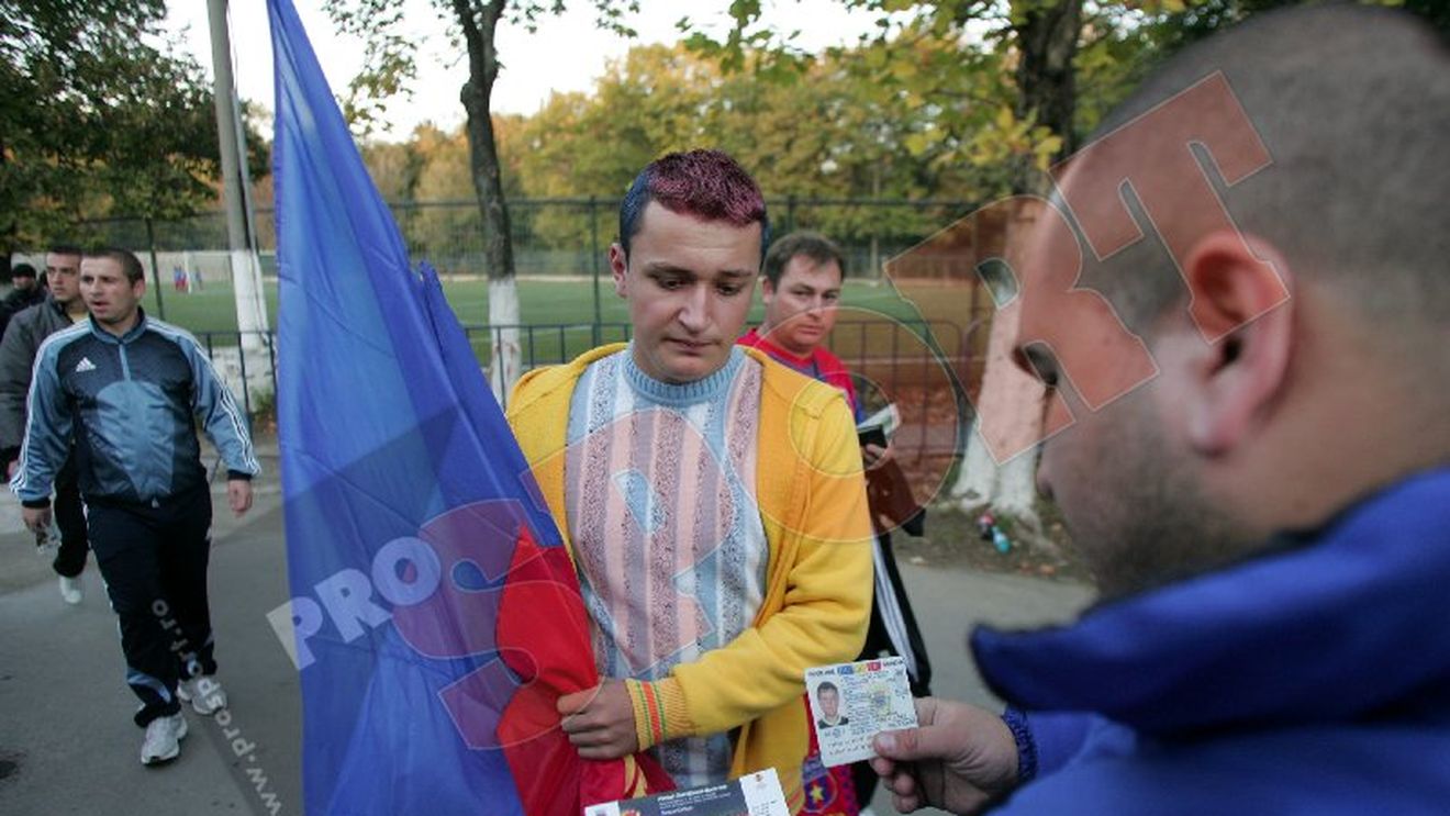 VIDEO INCREDIBIL! Andrei Ionescu, oprit în afara arenei!** Gigi Becali: 'Care e problema, de ce nu avea actele la el? Eu m-am legitimat la intrare'