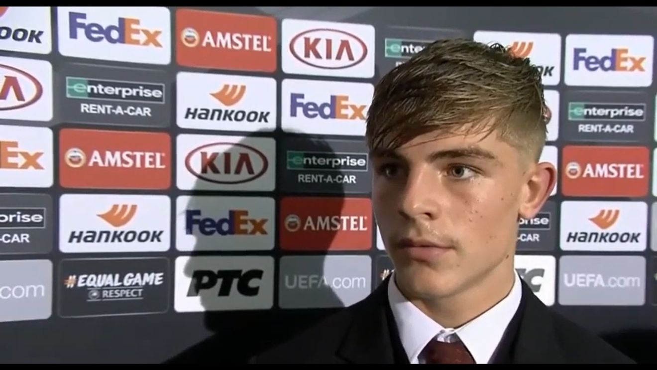 Puștiul-minune de la Manchester United, Brandon Williams, i-a făcut cadou tatălui său o mașină de zeci de mii de euro: „Am început să tremur!” | VIDEO