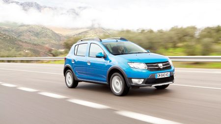 Sandero Stepway, ultra-atrăgător!** Motorul diesel 1.5 de 90 CP poate atinge un consum chiar de 3,7 litri la 100 de km