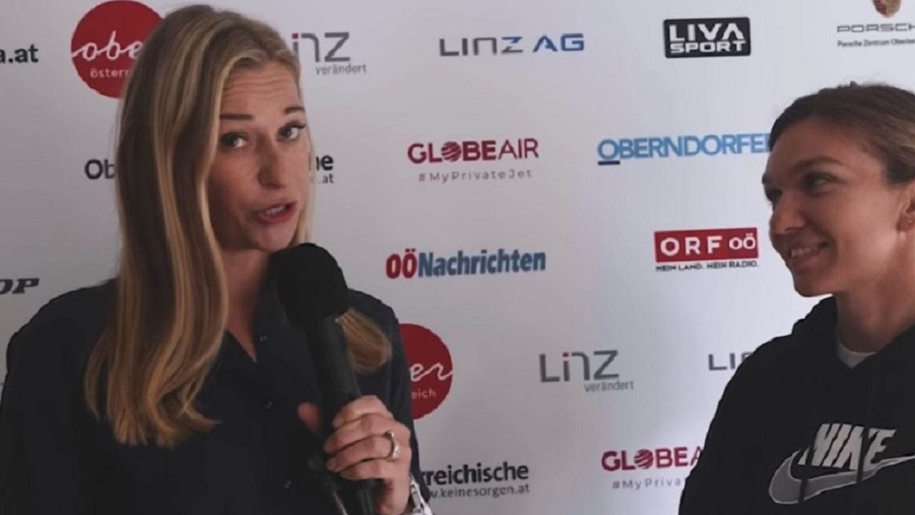 „Pe Simona Halep nu o recunoaște nimeni pe stradă!" Reacție controversată a Barbarei Schett la scurt timp după ce i-a luat interviu româncei