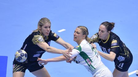 S-au anunțat arbitrii pentru partida CSM București - Gyor, în semifinalele Ligii Campionilor. La Final Four s-a "calificat" și cuplul de arbitri Diana Florescu - Anamaria Stoia