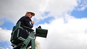 Moment stânjenitor! Arbitrul a pus-o să-și ridice fusta și să-și arate lenjeria, la Wimbledon, pe controversata jucătoare