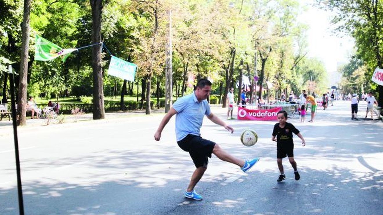 Cu familia la "Șosea"!** Narcis Răducan a mers să facă sport pe Kiseleff